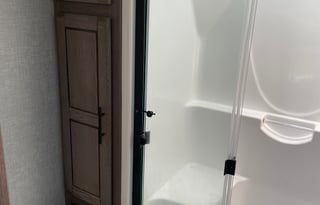 2021 CrossRoads RV Cameo CE3961MB