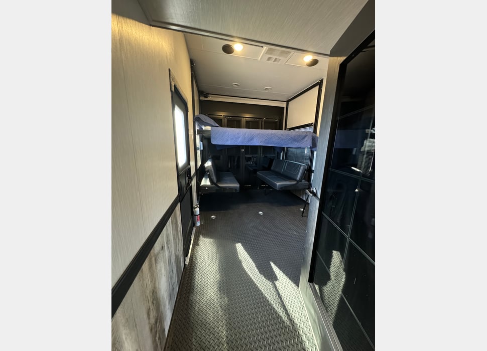 Fifth Wheel rentals in Rosenberg