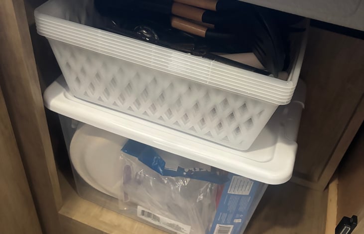 utensils and cooking supplies