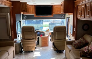 2010 Tiffin Motorhomes Phaeton 40’