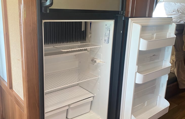 Full size refrigerator