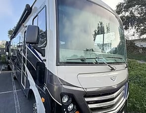 Fleetwood RV Flair LXE 31W