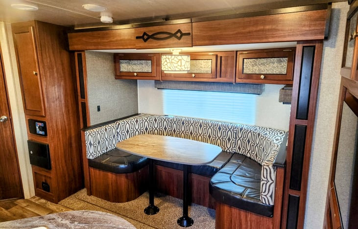 Nice dining area that comfortably fits at least 2 adults and 3 small children (We know personally).