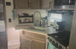 Jenny's Creek Camper Rental