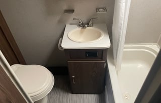 (Unit 12) Super lightweight Geo Pro Rear bath