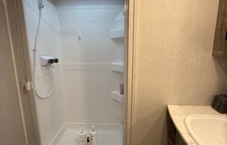 Luxury RV | Sleeps 10 | Bunkhouse & King Suite