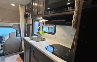 Good Chi RV - Your Ultimate Adventure on Wheels!