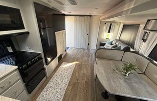 Cozy Shore Stays at its best!