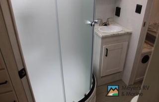 Home onWheels Harvey the RV 2024 EastTOWestEntrada