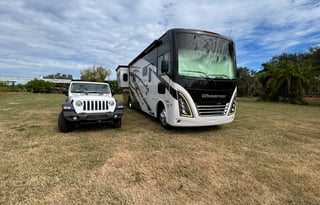 Just Living Our Adventure 2023 Thor Windsport 35M