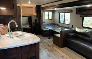 Family approved 1/2-ton towable Jayco w/bunks