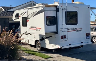 SUPER CLEAN 2021 THOR FREEDOM ELITE 22FE