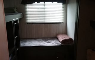 Clark's Comfy Camper-sleeps 9