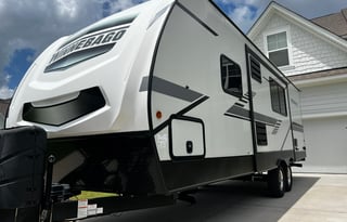 2021 Minnie Winnie with Full Size Bunks!