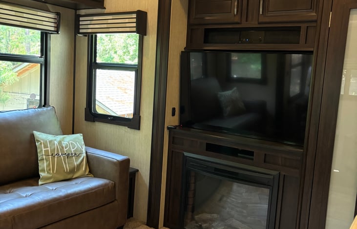 Fireplace can be used just for ambience, or it can be set to different heat levels, if you want to warm things up.