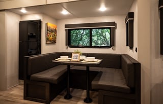 Brand NEW 2026 Luxury Camper Near Disney World!