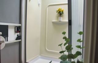 BIG Floorplan - Sleeps 4 Adults 6+ Kids