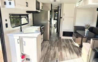 *BRAND NEW* 2026 Jayco - KING BED - 2 Bdrm