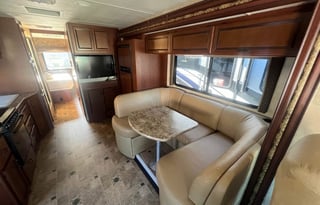 2014 Thor Motor Coach Hurricane 29X