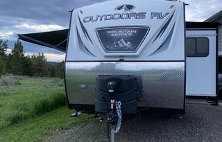 2021 Outdoors RV Creek Side Mountain Series 21DBS