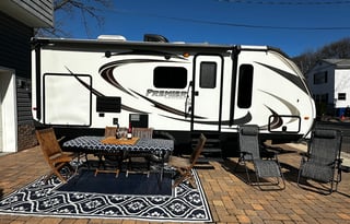Rolling Retreat Mini 22