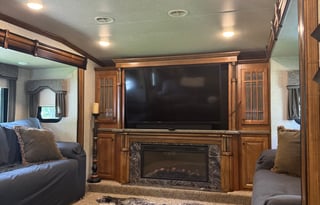 Heartland Big Country 3800FL Fifth Wheel Sleeps 6!