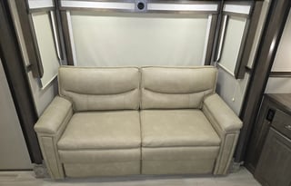 2021 Solitude 375RES-R