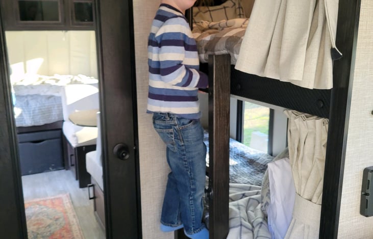 Your little ones will love this built in folding bunk ladder!