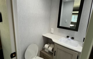 Forrest River Salem Sleeps 10 FULLY STOCKED!!