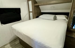 2021 Heartland Pioneer