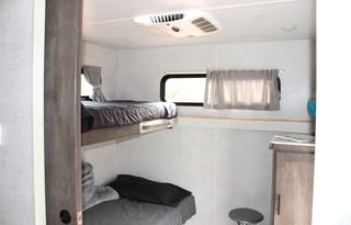 RV BNB FULLY stocked for vacation BEAUTIFUL ARERA