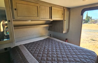 Ward's Cozy RV Rental