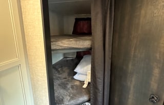 2023 Highland Ridge Range Lite 261BH