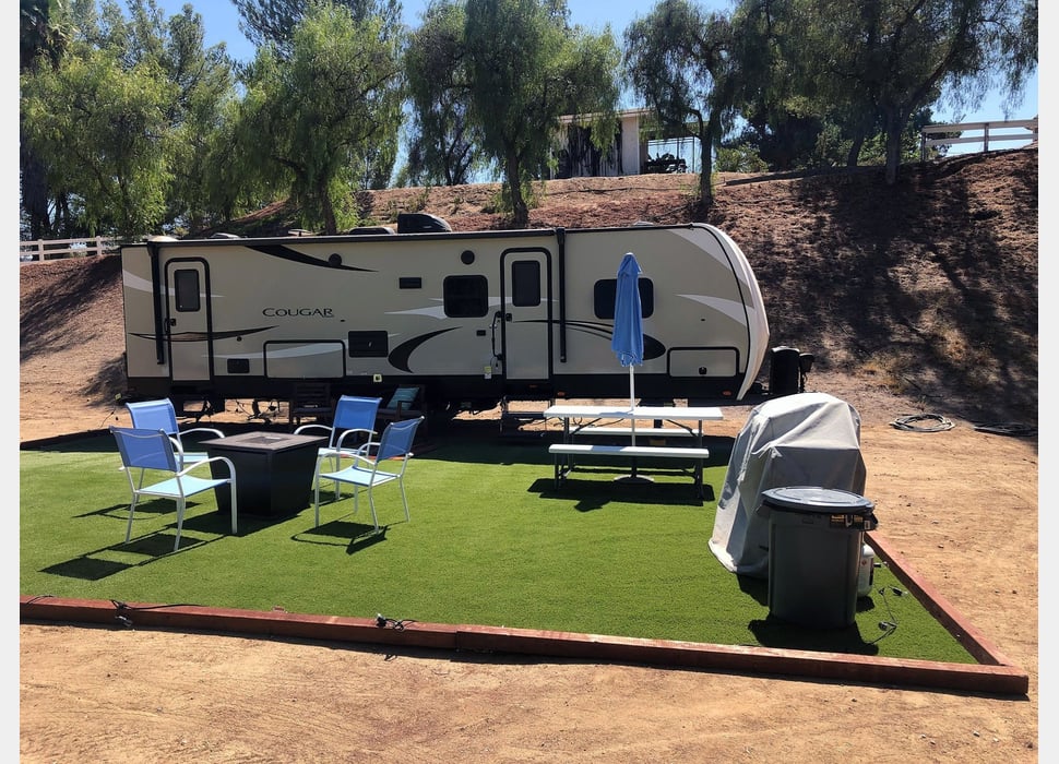 Travel Trailer rentals in Fort Lee