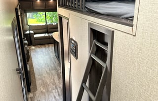 Brand New Glamping 5th Wheel- No Towing Necessary