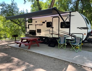 Forest River RV Surveyor Legend 240BHLE