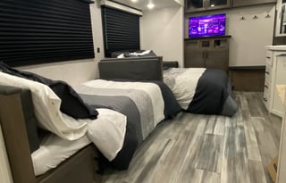 2025 Adventure Ready Bunkhouse | Luxury Retreat