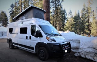 2022 Winnebago Solis camper van 4 sleepers upgrade