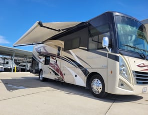 Thor Motor Coach Miramar 34.6