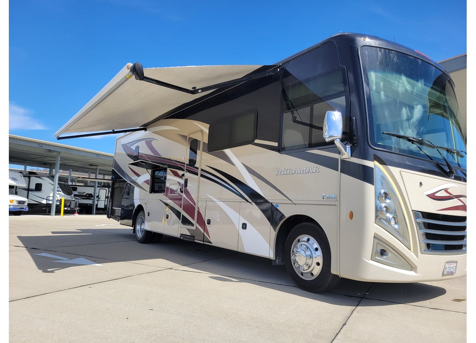 Class A Motor Home rentals in Guilford