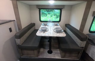 2021 KZ Sportsmen Classic 181BH