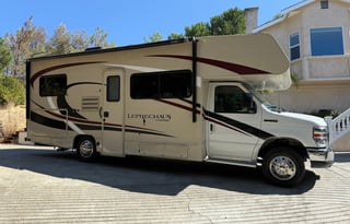 2020 Coachmen RV Leprechaun (25ft)