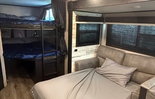 2021 Jayco Jay Feather 27BHB "Hale's Hideaway"