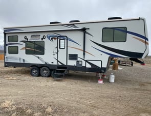 Pacific Coachworks Sandsport F285FS