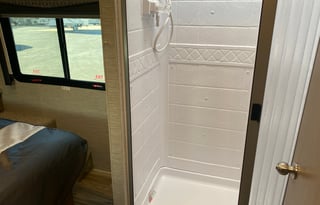 2022 Thor Class C 28A