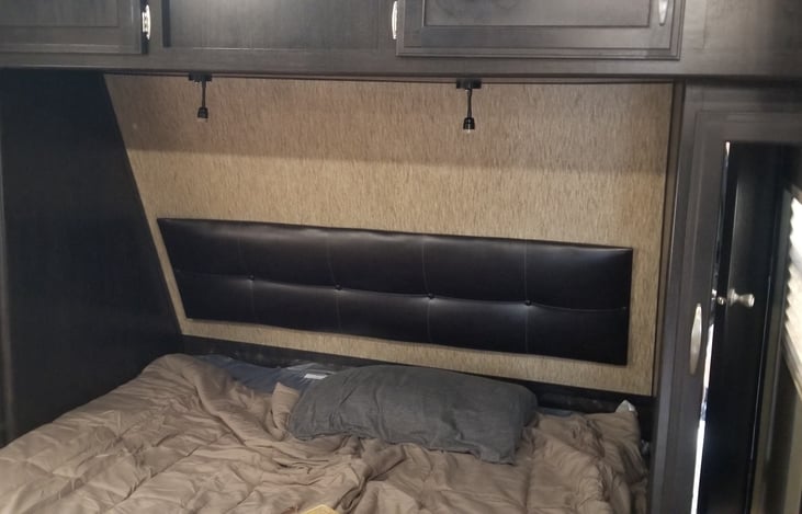 Full size Premium memory foam mattress!