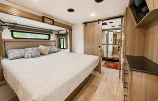Meet "Johnny 5"- 2022 Keystone Montana 5th wheel