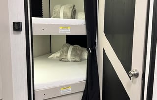 2022 Mallard King Bed