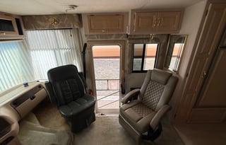 2001 Newmar Kountry Star KSCA3651