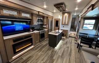 Glamping in your reach!! **DELIVERY AVAILABLE**